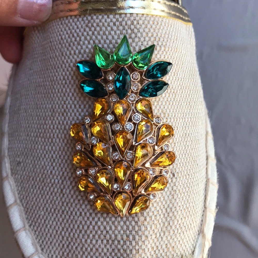 JustFab Sen slip ons - Picture 7 of 7
